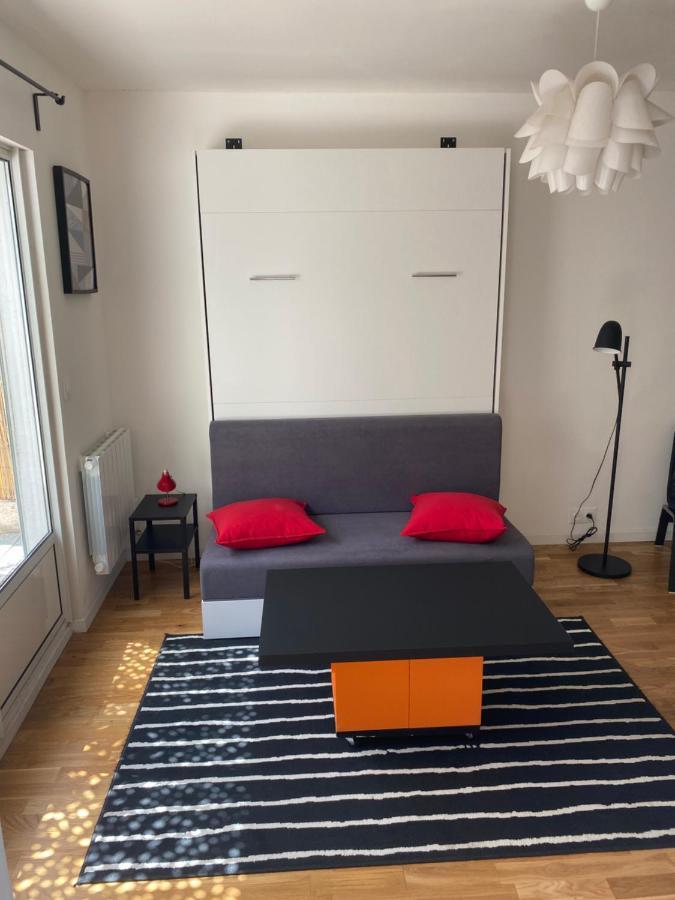 Grand Studio De 38M2 Et Cour Independante De 25M2 Dont Wifi Et Netflix Apartment Montpellier Exterior foto