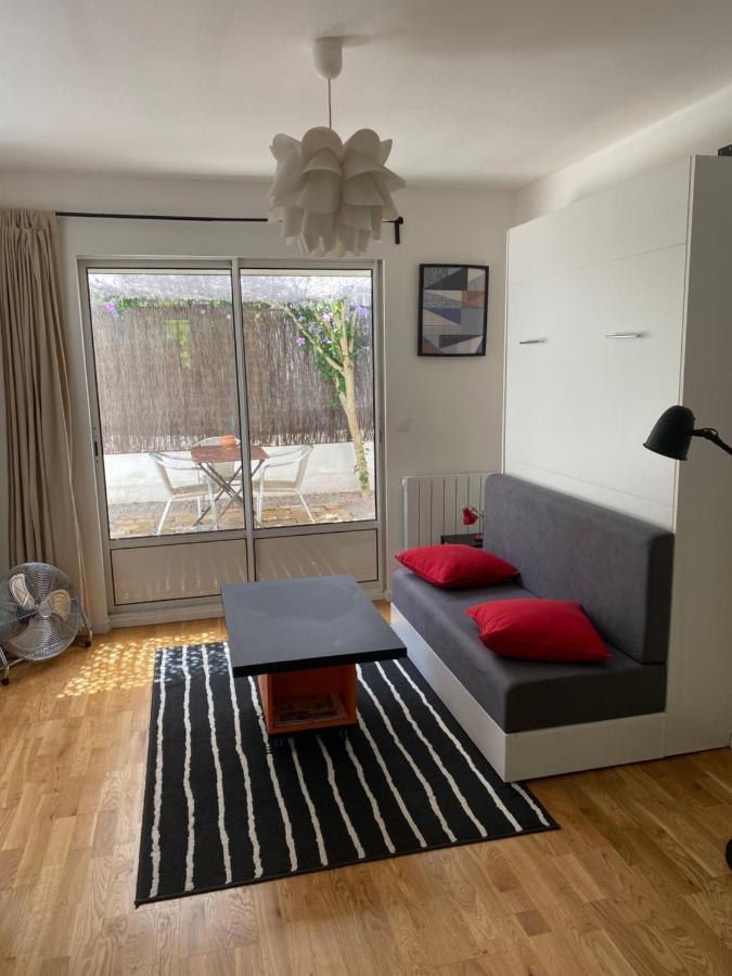 Grand Studio De 38M2 Et Cour Independante De 25M2 Dont Wifi Et Netflix Apartment Montpellier Exterior foto