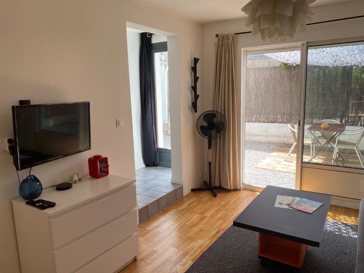 Grand Studio De 38M2 Et Cour Independante De 25M2 Dont Wifi Et Netflix Apartment Montpellier Exterior foto