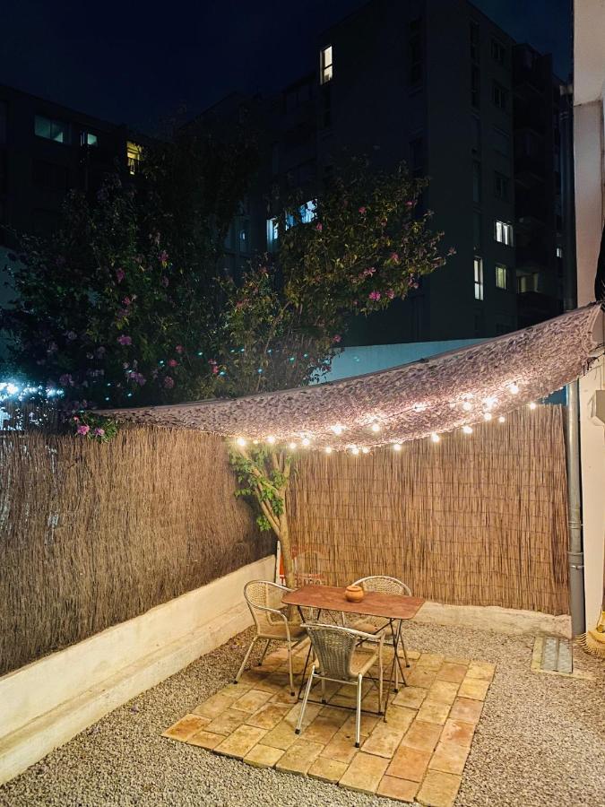 Grand Studio De 38M2 Et Cour Independante De 25M2 Dont Wifi Et Netflix Apartment Montpellier Exterior foto